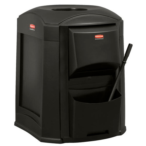 Rubbermaid Commercial Landmark Plastic Auto Windshield Washing Kit (Black)