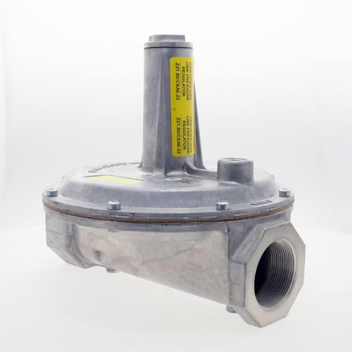 Maxitrol 2"Npt 2psi Max Inlet 7-11"Wc Outlet Line Pressure Gas Regulator