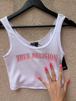 True Religion Glitter Arched Logo Croped Tank
Cropad tight topp från true religion med glittrigt tryck