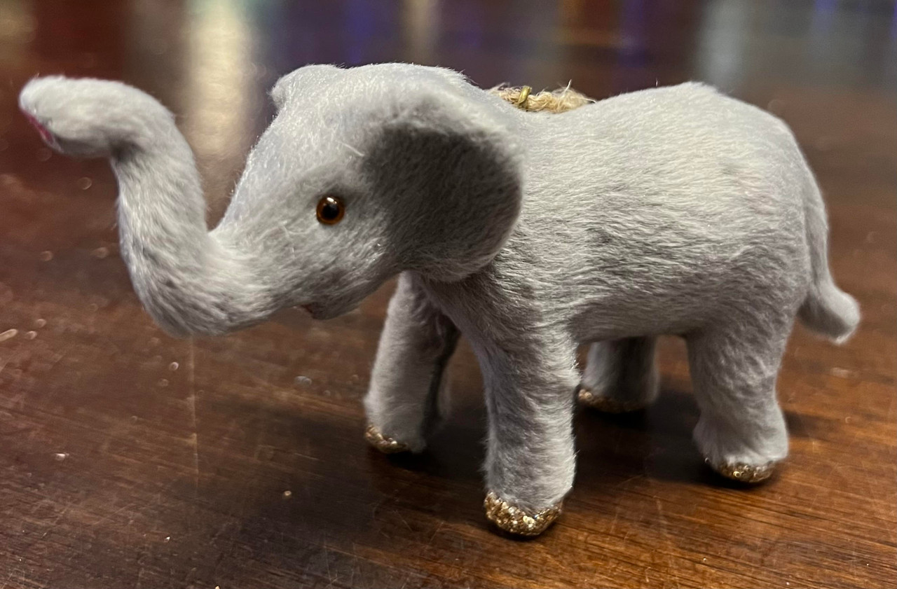 Elephant Hanger - 13x7cm