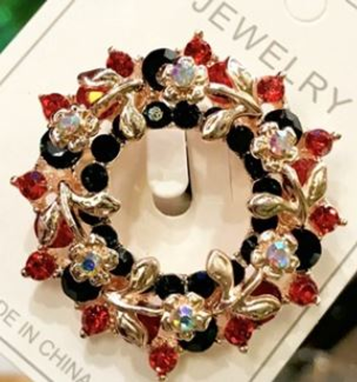 Christmas Wreath Brooch