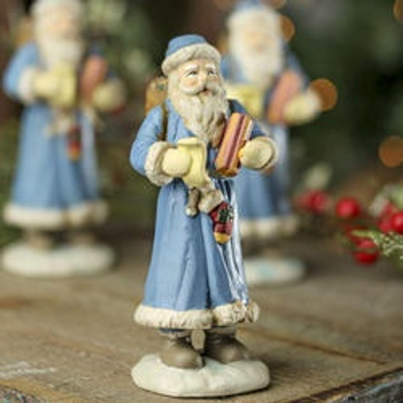Ceramic Santa Blue w List & Gift