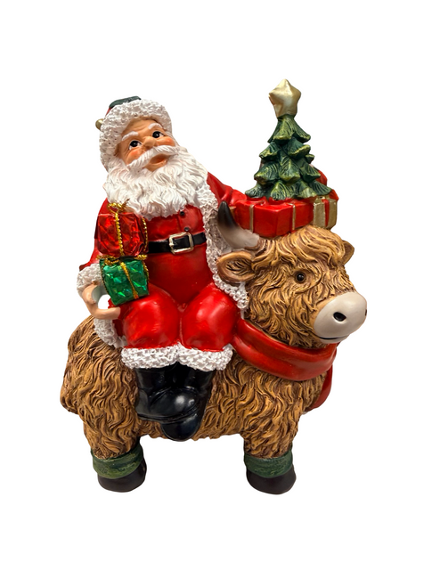 Santa Sitting on Highland Coo w Tree Wooden Boxed Set