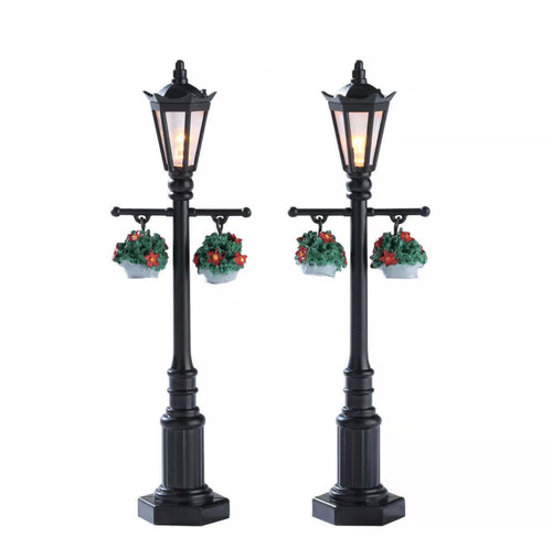 Old English Lamp Post