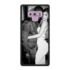 TRAVIS SCOTT AND KYLIE JENNER CUDDLING Samsung Galaxy Note 9 Case Cover TRAVIS SCOTT AND KYLIE JENNER CUDDLING Samsung Galaxy Note 9 Case Cover