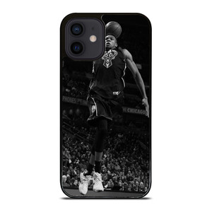 GIANNIS ANTETOKOUNMPO MILWAUKEE BUCKS DUNK iPhone 12 Mini Case Cover