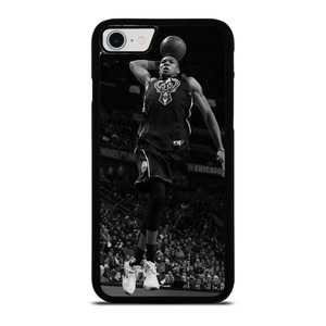 GIANNIS ANTETOKOUNMPO MILWAUKEE BUCKS DUNK iPhone SE 2022 Case Cover