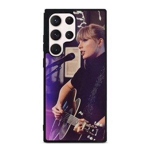 TAYLOR SWIFT LIVE WITH GUITAR Samsung Galaxy S23 Ultra Case Cover TAYLOR SWIFT LIVE WITH GUITAR Samsung Galaxy S23 Ultra Case Cover