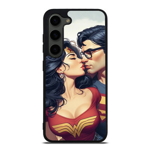 SUPERMAN WONDER WOMAN KISSING Samsung Galaxy S23 Plus Case Cover SUPERMAN WONDER WOMAN KISSING Samsung Galaxy S23 Plus Case Cover