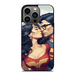SUPERMAN WONDER WOMAN KISSING iPhone 13 Pro Case Cover SUPERMAN WONDER WOMAN KISSING iPhone 13 Pro Case Cover