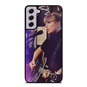 TAYLOR SWIFT LIVE WITH GUITAR Samsung Galaxy S21 FE Case Cover