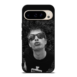 THOM YORKE RADIOHEAD ROCK BAND 2 Google Pixel 9 Pro Case Cover