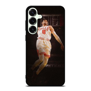 ZACH LAVINE CHICAGO BULLS DUNK Samsung Galaxy S25 Plus Case Cover