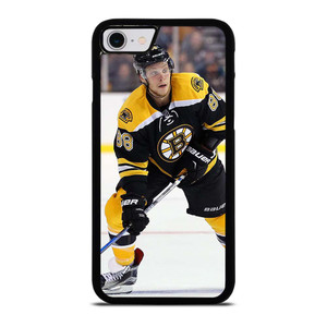 BOSTON BRUINS DAVID PASTRNAK HOCKEY NHL iPhone SE 2022 Case Cover