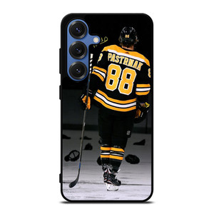 BOSTON BRUINS NHL DAVID PASTRNAK Samsung Galaxy Z Fold 3 Case Cover BOSTON BRUINS NHL DAVID PASTRNAK Samsung Galaxy Z Fold 3 Case Cover
