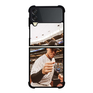 AARON JUDGE NEW YORK YANKEES MLB Samsung Galaxy Z Flip 3 Case Cover AARON JUDGE NEW YORK YANKEES MLB Samsung Galaxy Z Flip 3 Case Cover