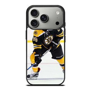 BOSTON BRUINS DAVID PASTRNAK HOCKEY NHL iPhone 17 Pro Case Cover