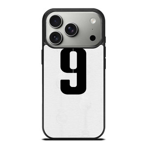 KARIM BENZEMA REAL MADRID 2022 KIT iPhone 17 Pro Case Cover