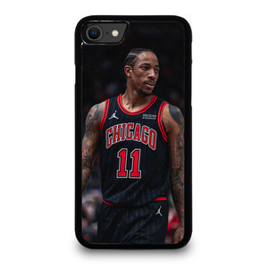DEMAR DEROZAN CHICAGO BULLS 3 iPhone SE 2020 Case Cover