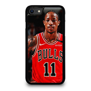 DEMAR DEROZAN CHICAGO BULLS iPhone SE 2020 Case Cover