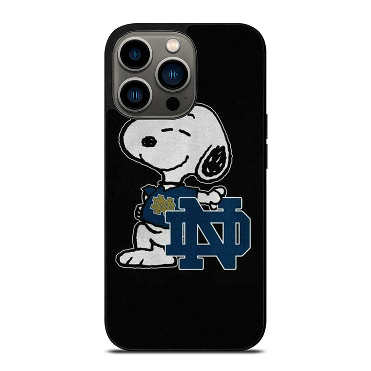 SNOOPY NOTRE DAME FIGHTING IRISH iPhone 13 Pro Case Cover