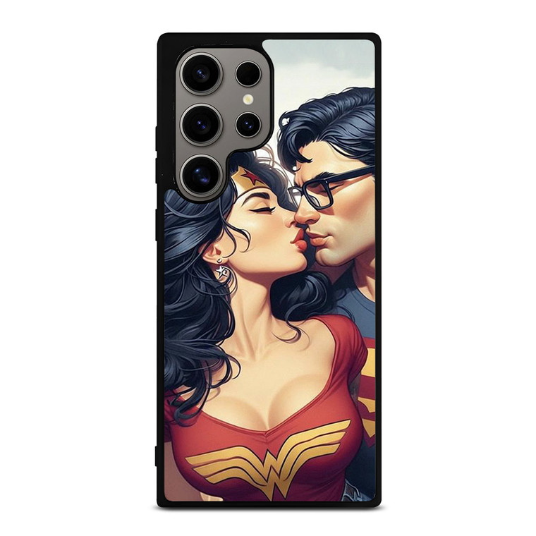 SUPERMAN WONDER WOMAN KISSING Samsung Galaxy S24 Ultra Case Cover