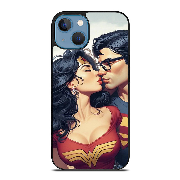 SUPERMAN WONDER WOMAN KISSING iPhone 13 Case Cover