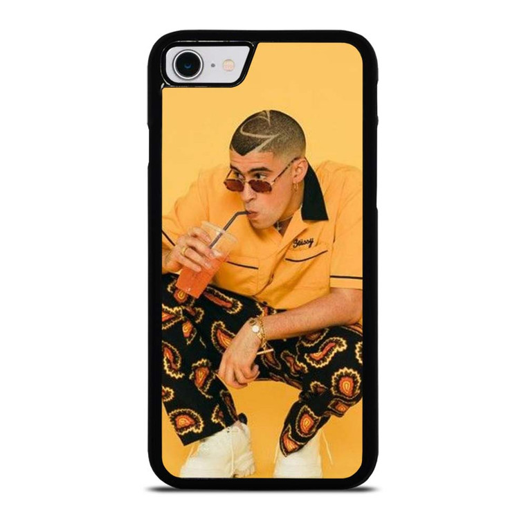 BAD BUNNY RAPPER iPhone SE 2022 Case Cover