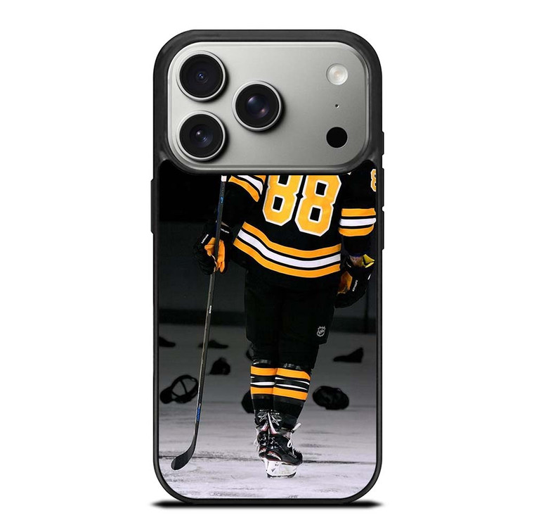 BOSTON BRUINS NHL DAVID PASTRNAK iPhone 17 Pro Case Cover