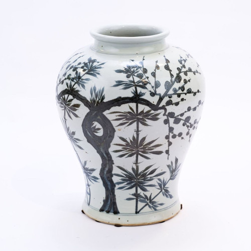 B&W Yuan Dynasty Bamboo Flaring Rim Jar