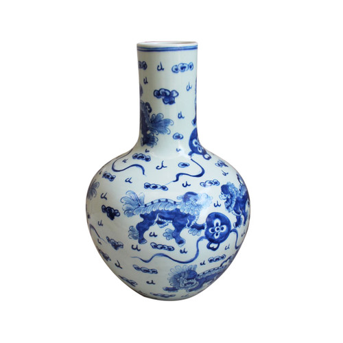 Blue & White Globular Porcelain Vase Playing Lions