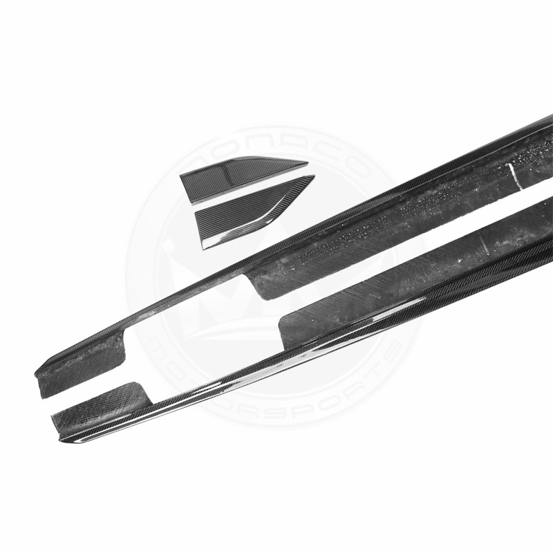 X6 G06 MP Style Dry Carbon Fiber Side Skirt
