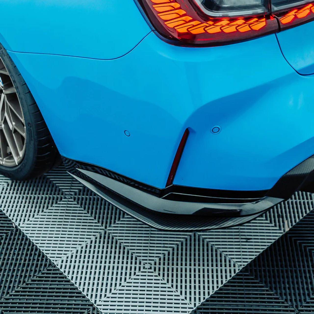BMW G80/G82/G83 M3 M4 Carbon Fiber MHC Style Rear Bumper Splitters