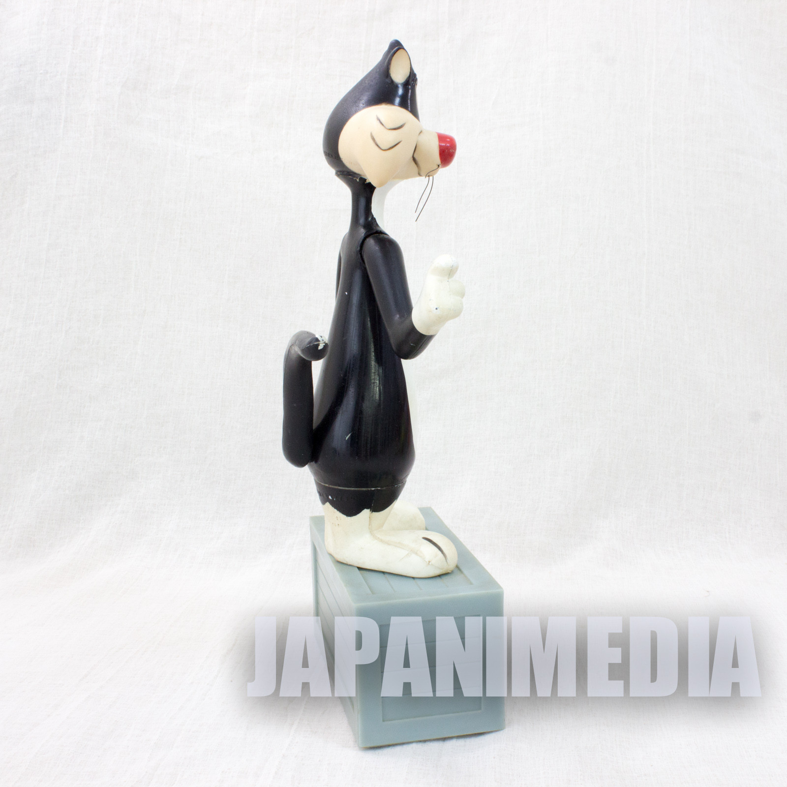 Retro RARE! Looney Tunes Sylvester Cat Figure Coin Bank 11