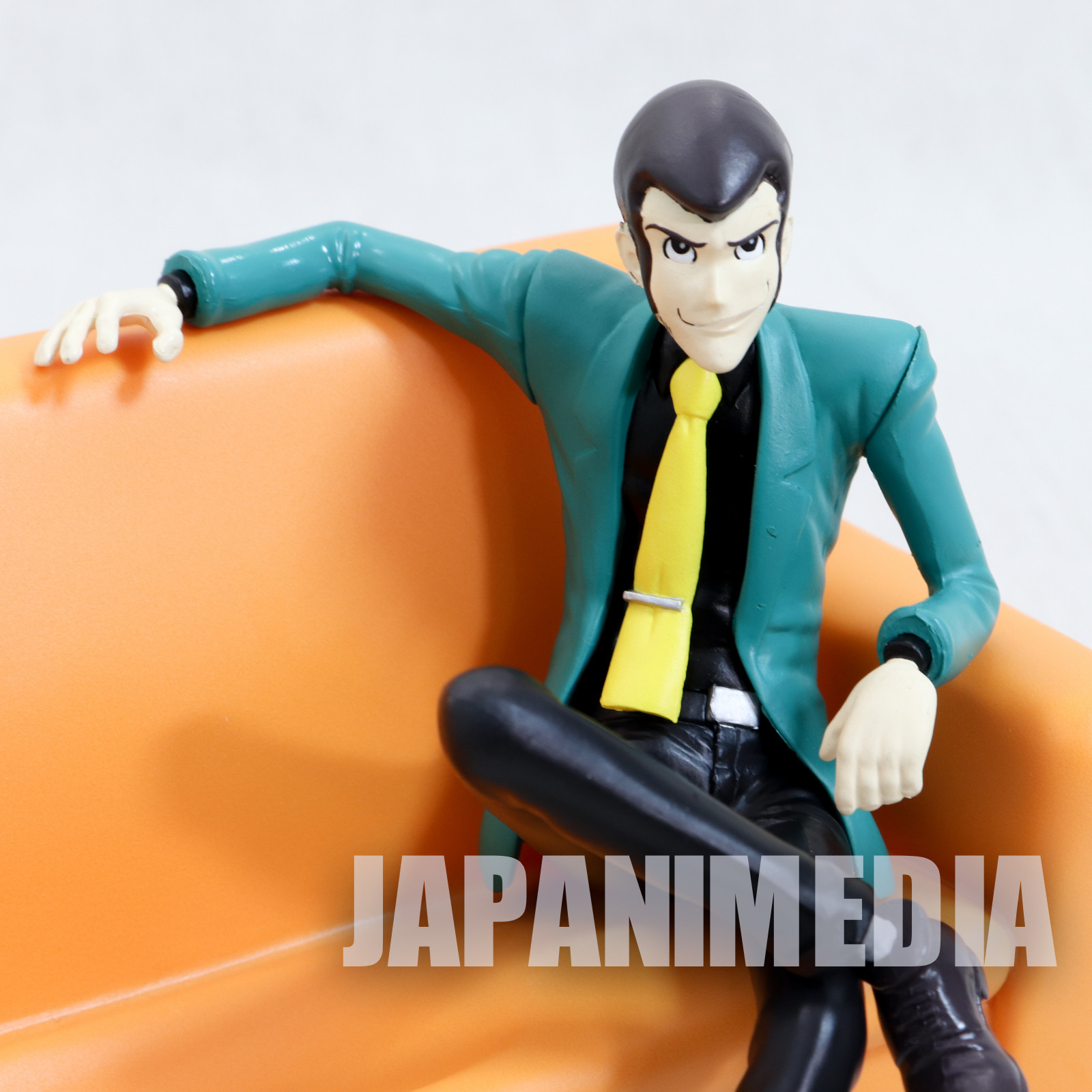 Lupin the Third (3rd) Lupin on Sofa Figure Cell Phone Stand Banpresto