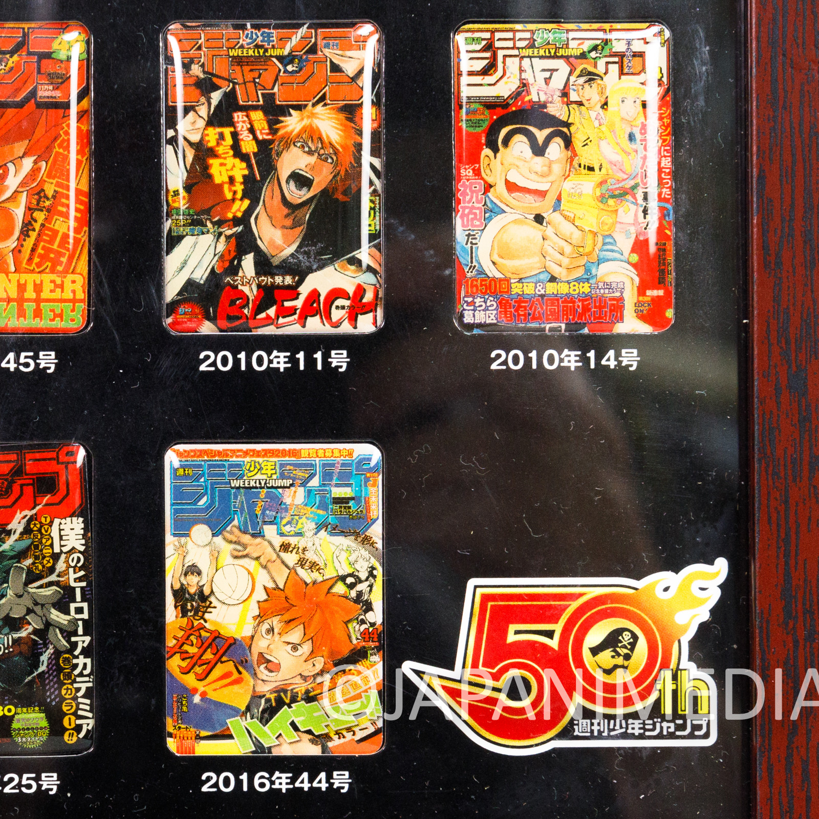 Weekly Shonen Jump Exhibition 2000s Jacket Pins Set 50th Anniversary Limited Display Frame Japanimedia Store 3