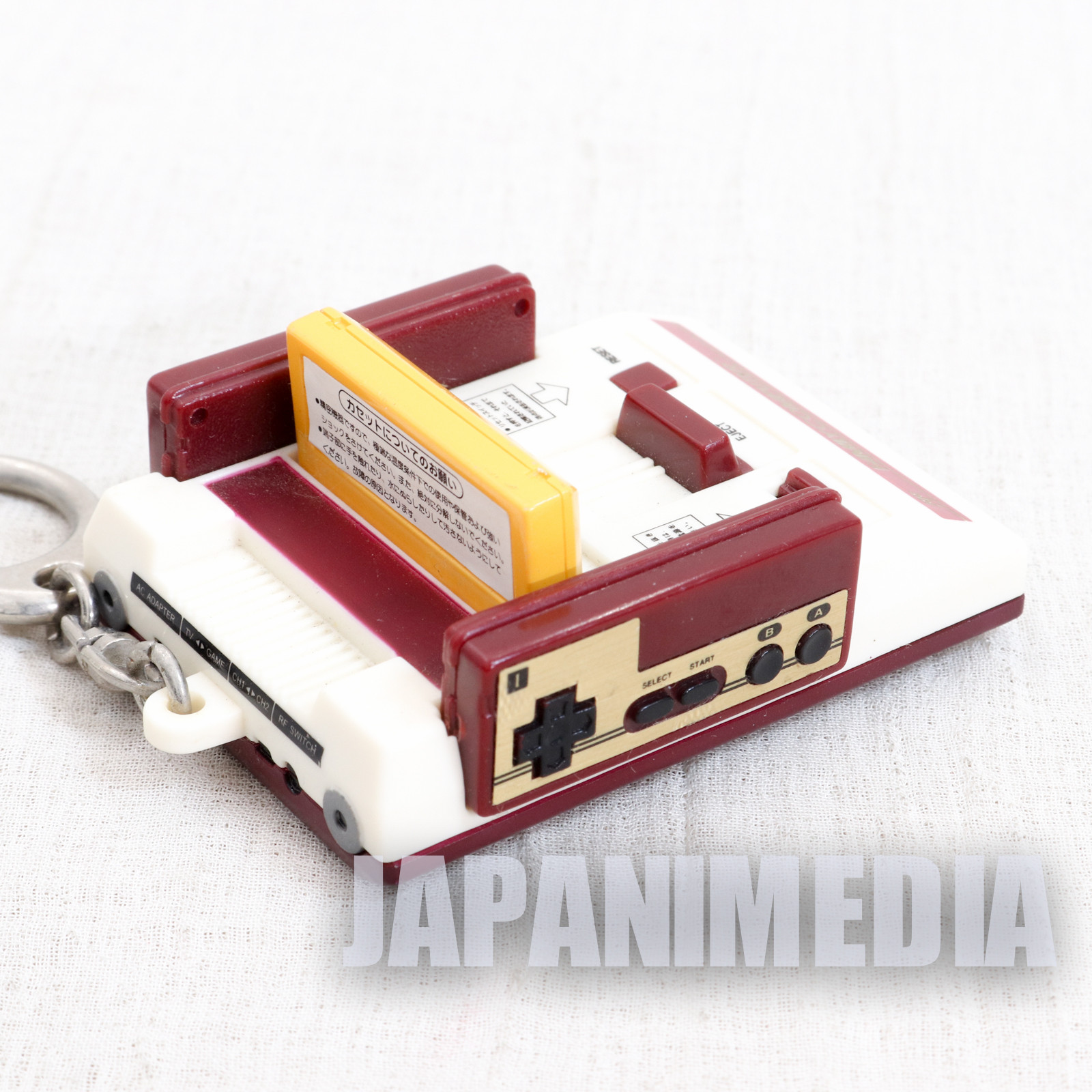 [JUNK ITEM] Nintendo Family Computer Super Mario Cassette Figure Key Chain Famicom NES