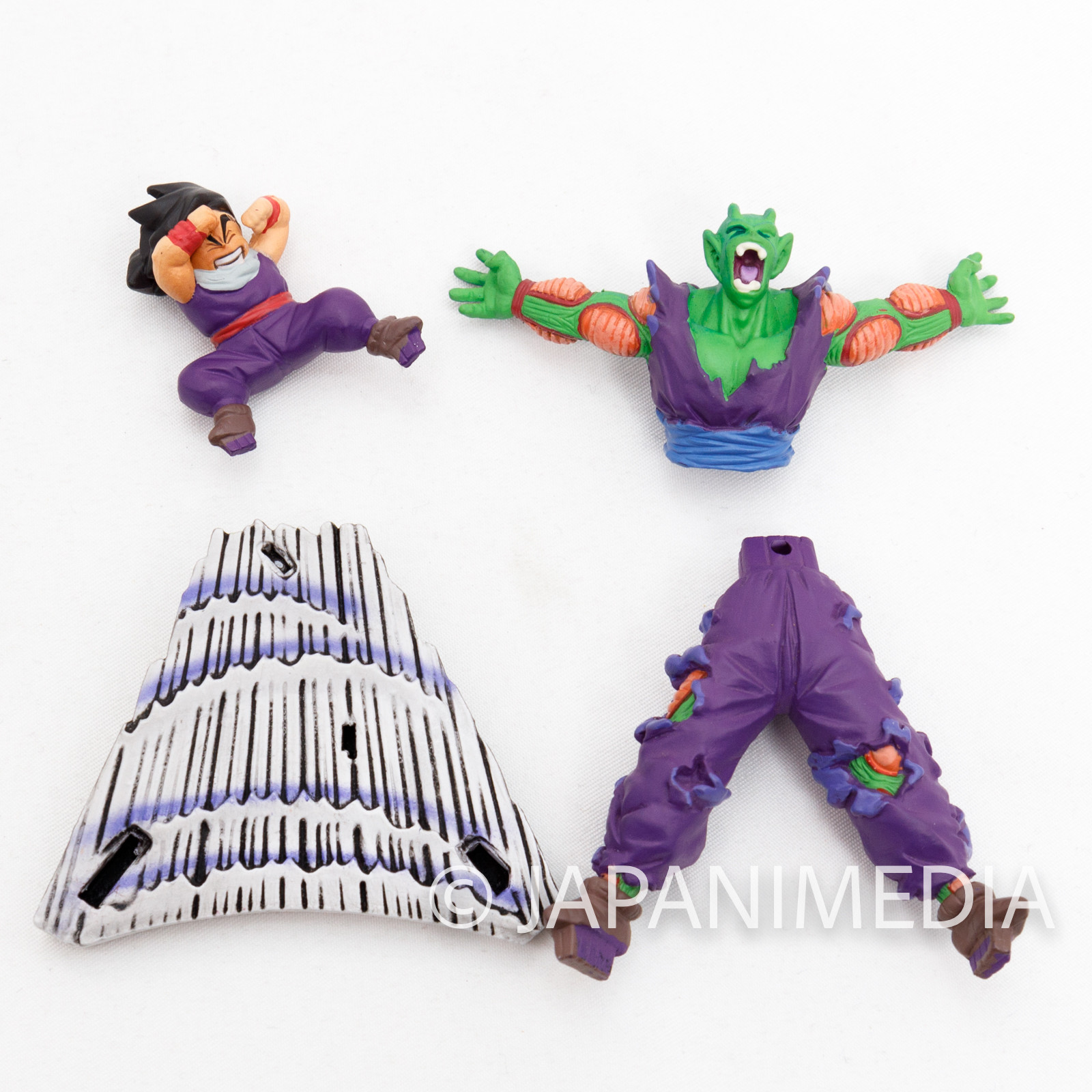 Dragon Ball Z Piccolo's Sacrifice for Son Gohan Diorama Figure JAPAN CAPSULE