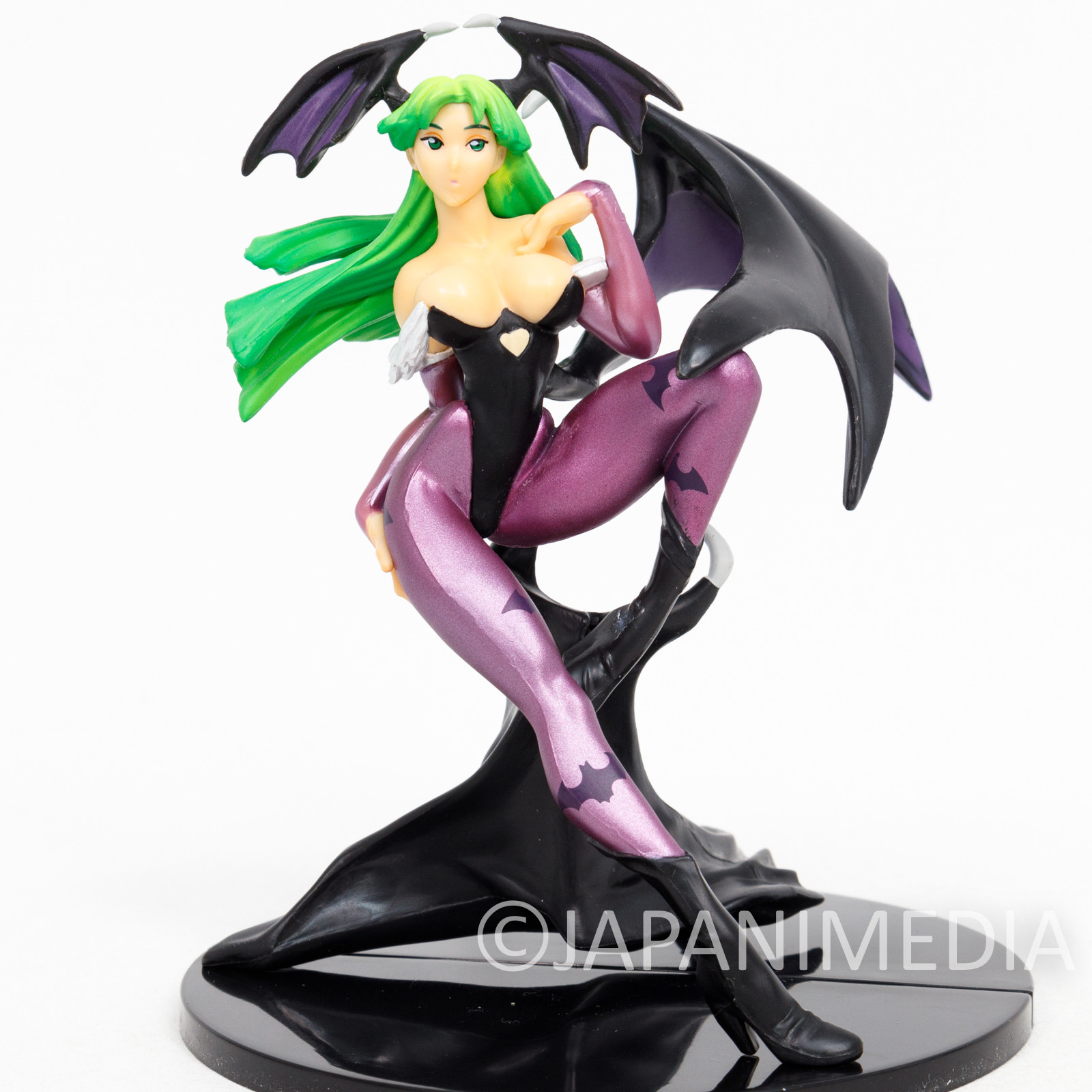 morrigan capcom figure