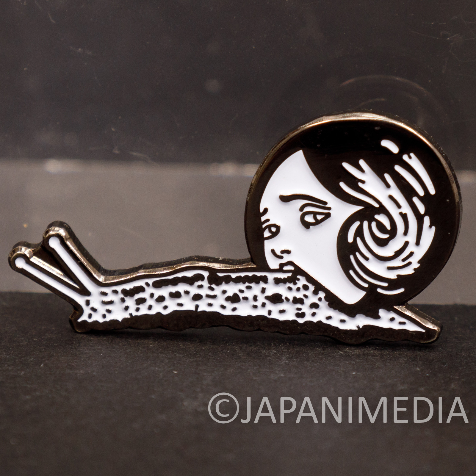 Slug Girl Junji Ito Metal Pins Horror MANGA JAPAN ANIME