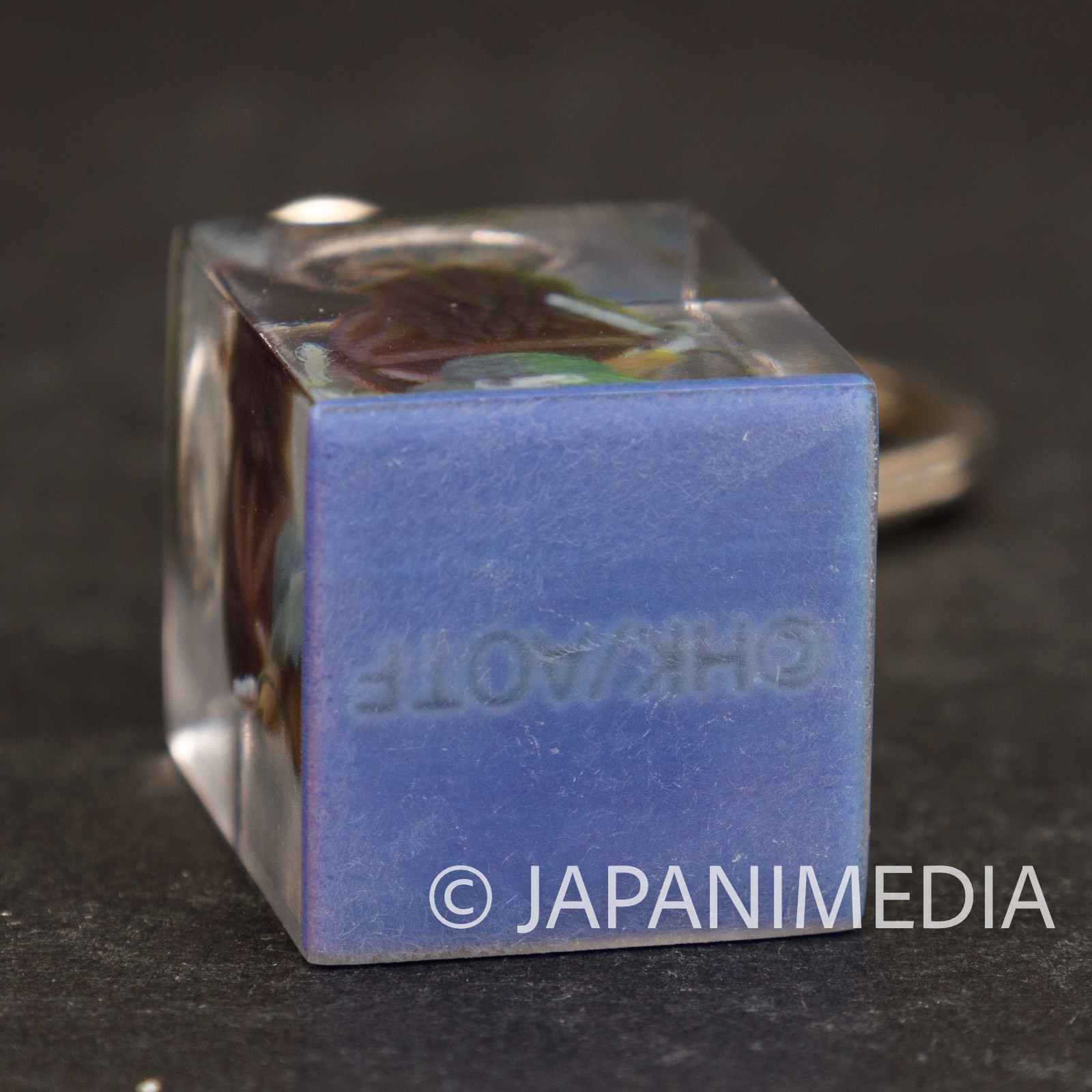 Attack on Titan Hange Zoe Mini Figure in Light up Cube Keychain JAPAN