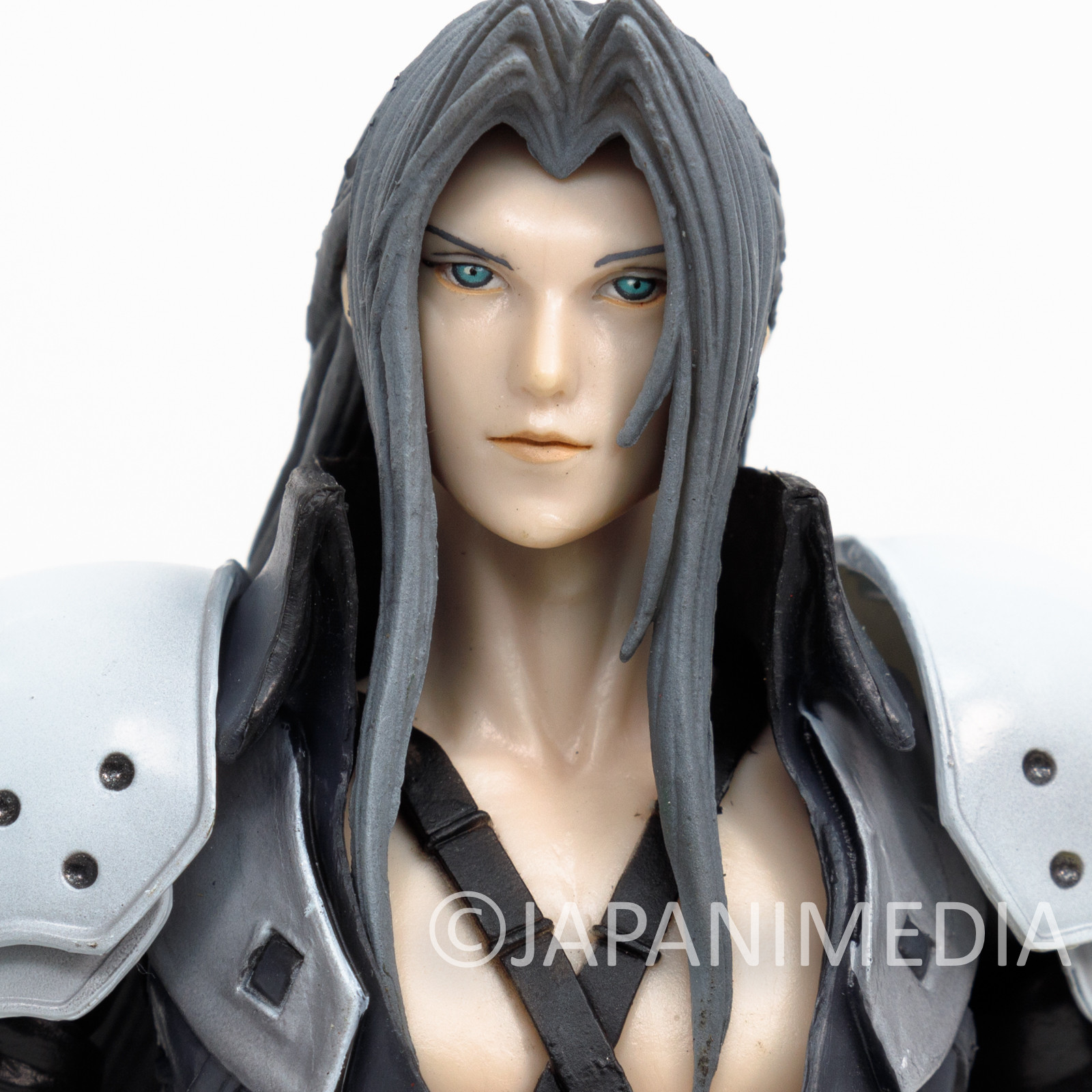 Final Fantasy VII Sephiroth PLAY ARTS PVC Action Figure Square Enix