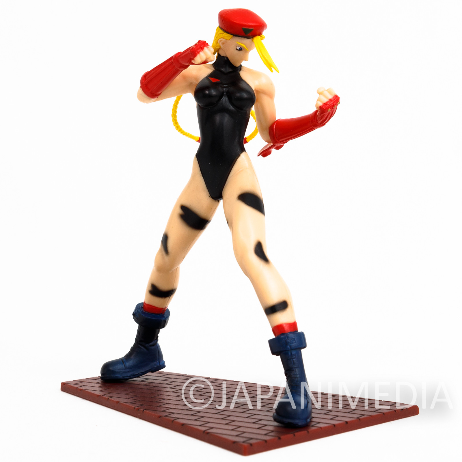 Street Fighter 2 Cammy Black ver Capcom Figure Collection JAPAN GAME