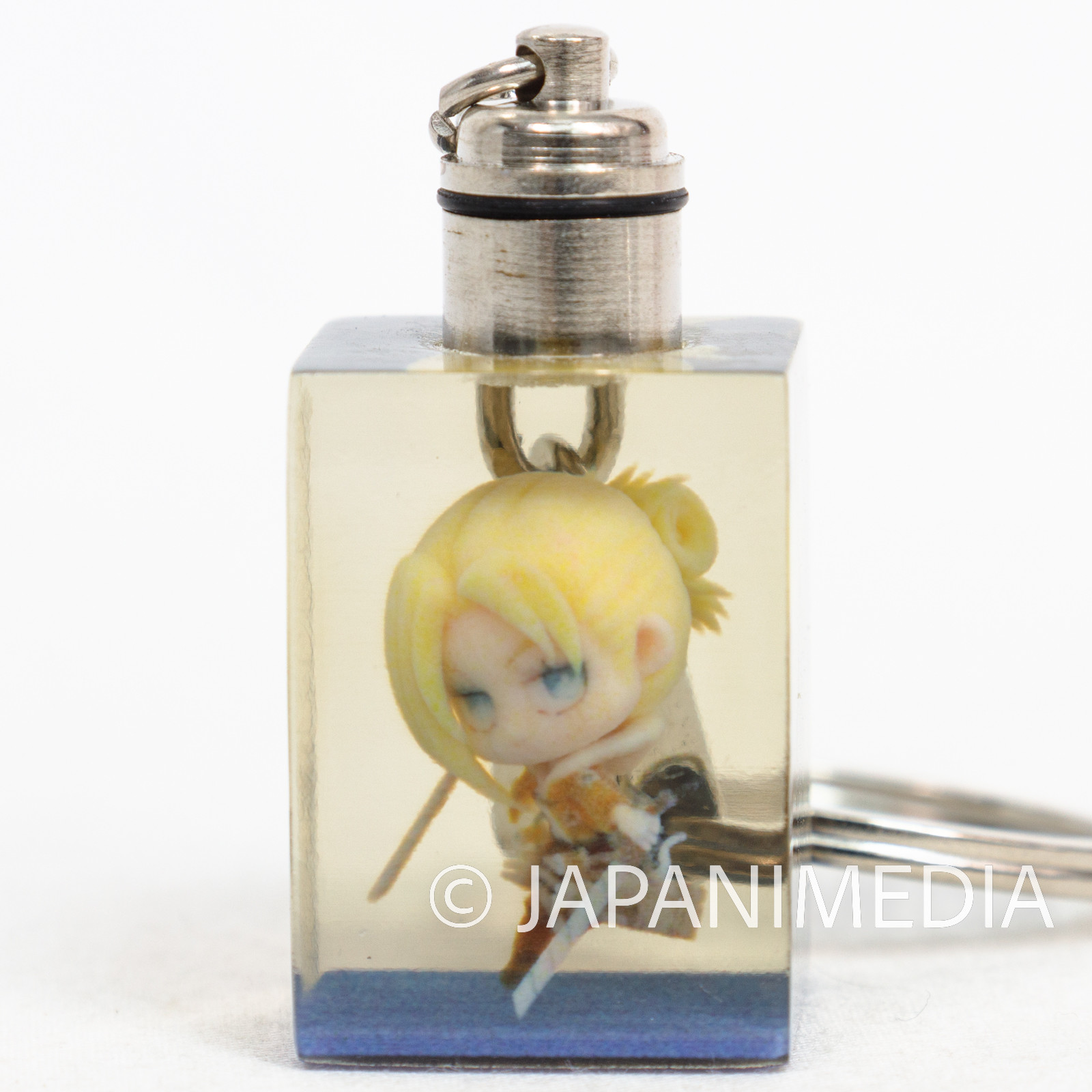 Attack on Titan Annie Leonhart Mini Figure in Light up Cube Keychain JAPAN