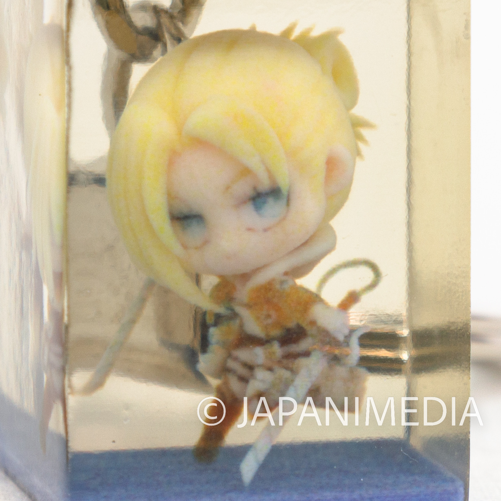 Attack on Titan Annie Leonhart Mini Figure in Light up Cube Keychain JAPAN