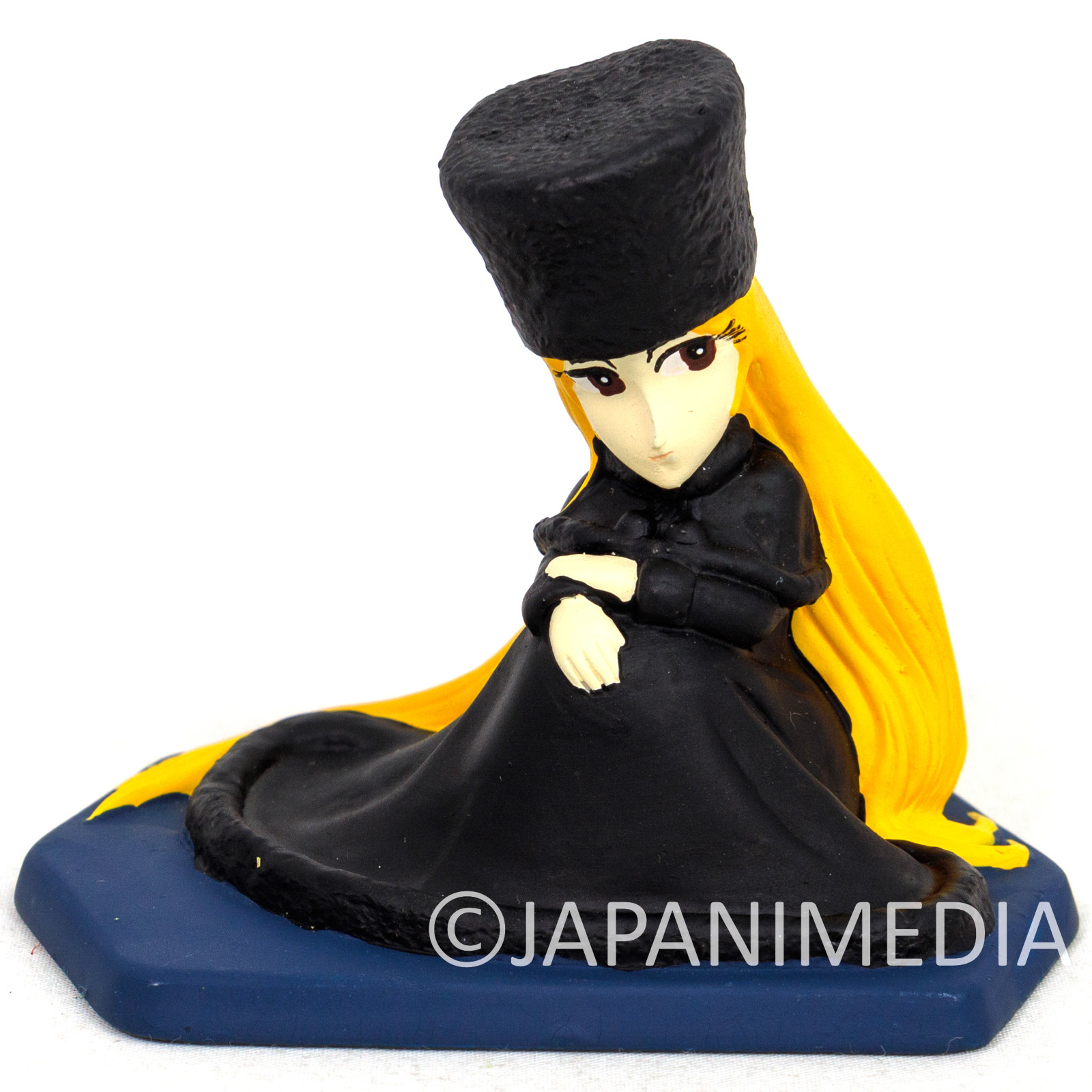 Galaxy Express 999 Maetel Polystone Figure Banpresto