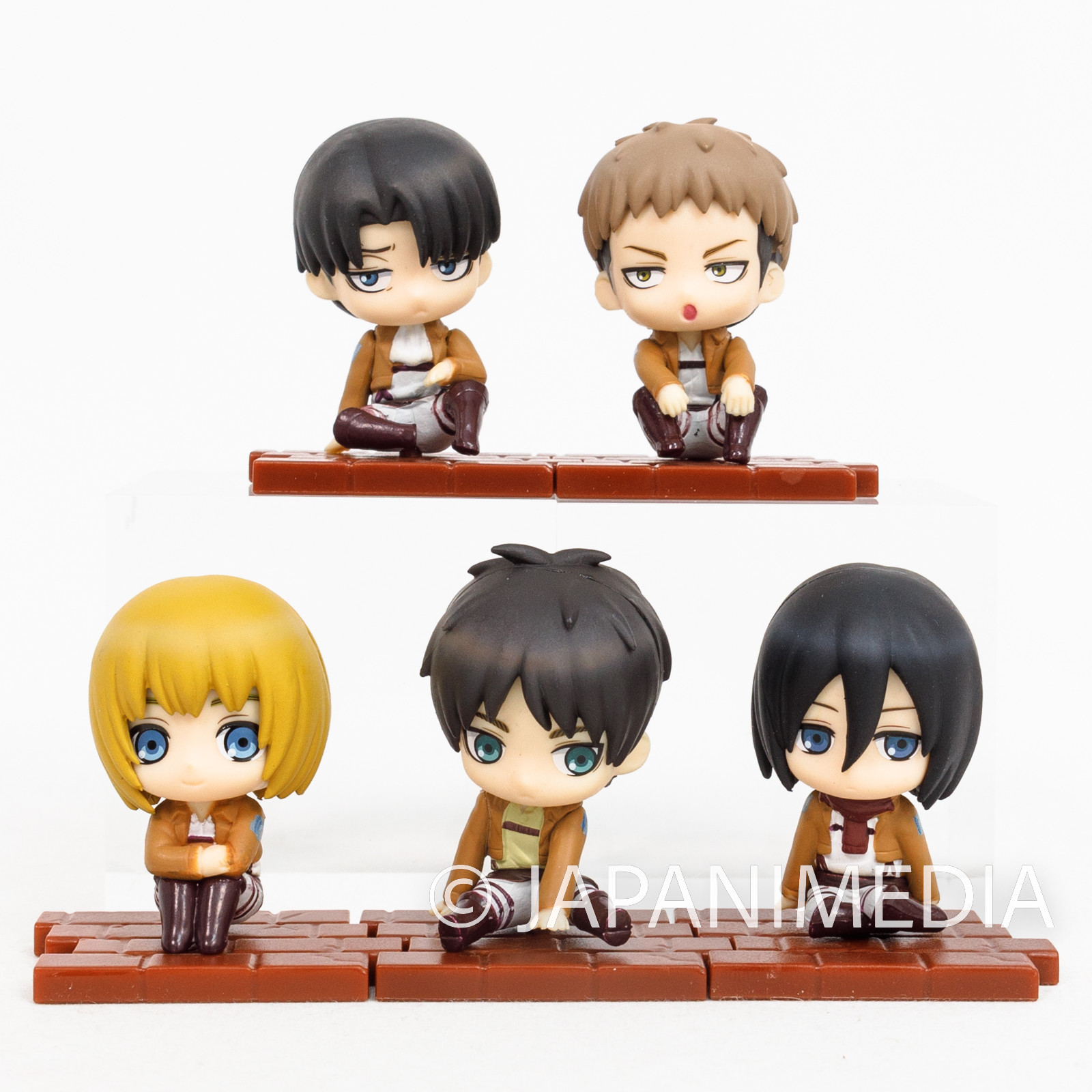 Attack on Titan Mini Figure 5pc Set / Eren Mikasa Levi Armin Jean