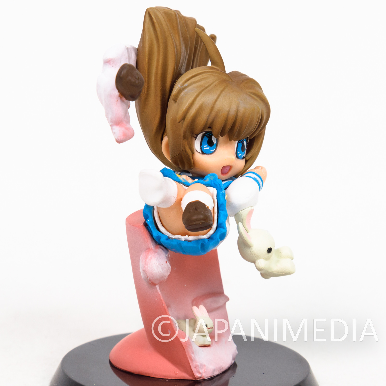 Miyuki-chan in The Wonderland Mini Figure CLAMP in 3D Land