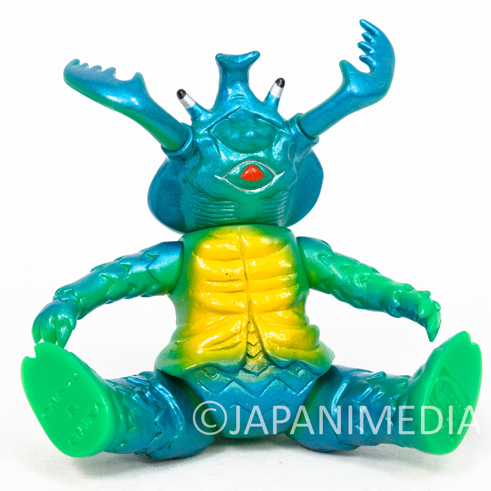 Ultrama Antlar Bullmark Re-issue Sofubi Soft Vinyl Figure 3.5