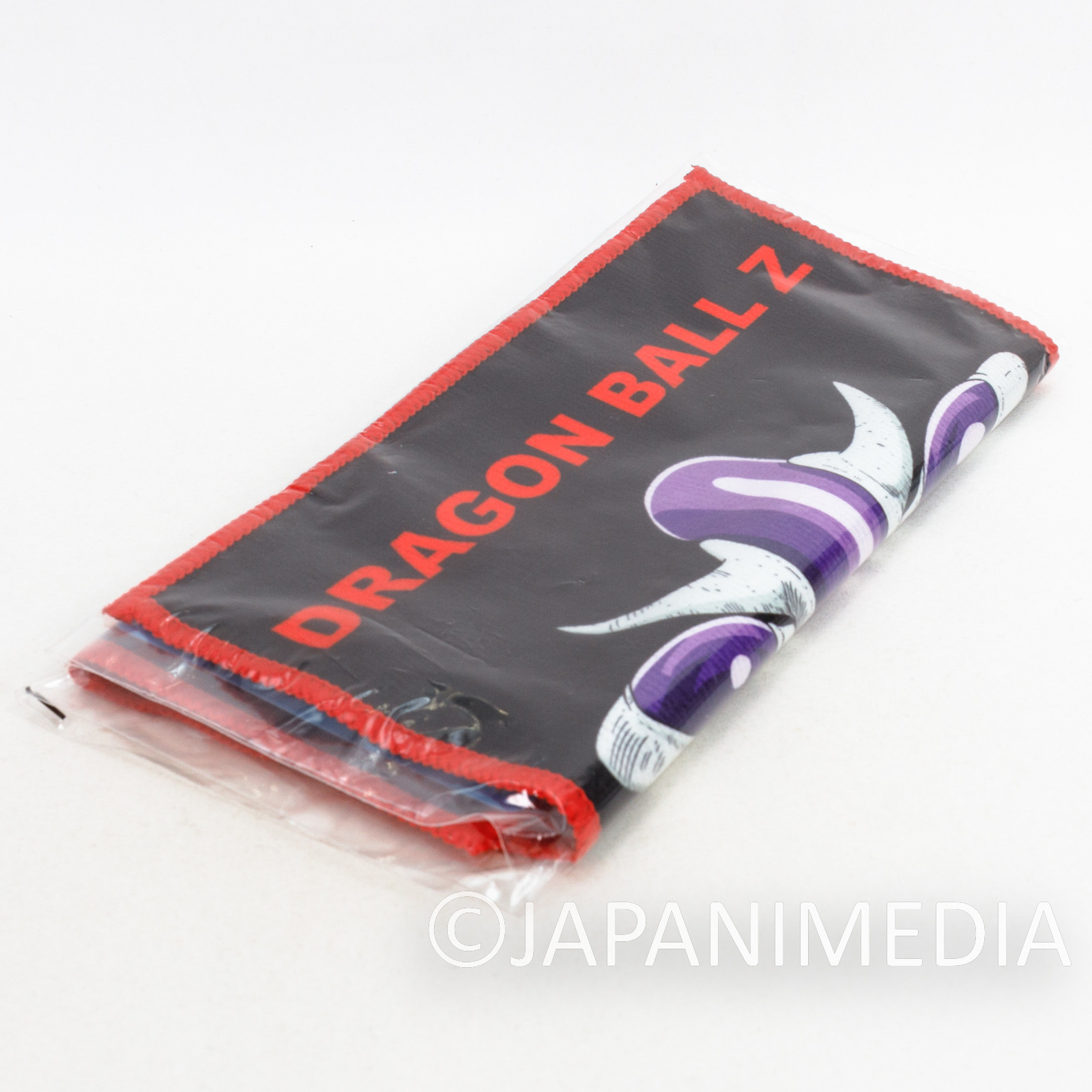 Dragon Ball Freeza 3rd Form Visual Towel 13.75 x 9 inch BANDAI